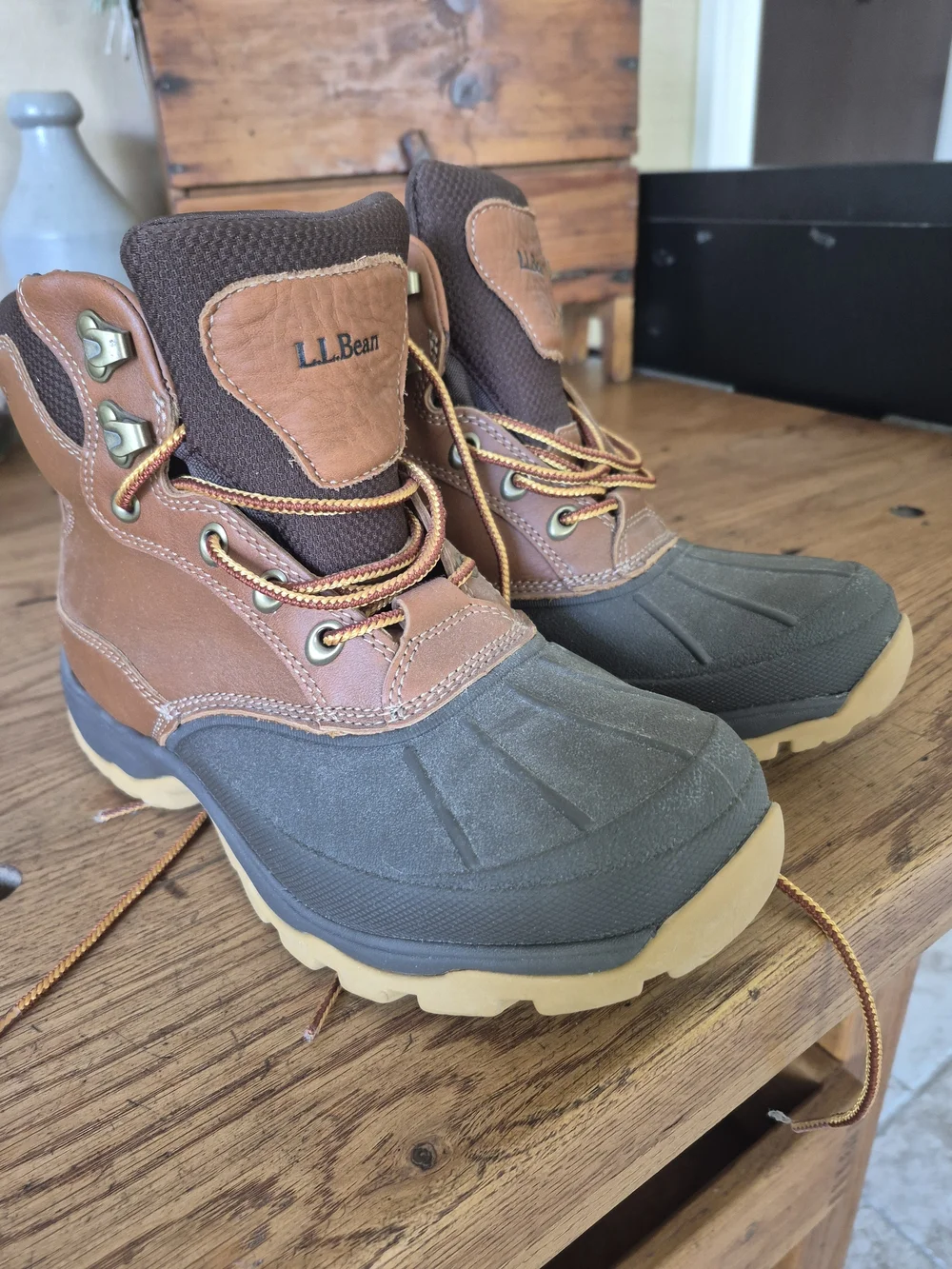 LL Bean Tek 2.5 Women's Size 9M Duck Boots Storm Chaser Hiking Primaloft 297728